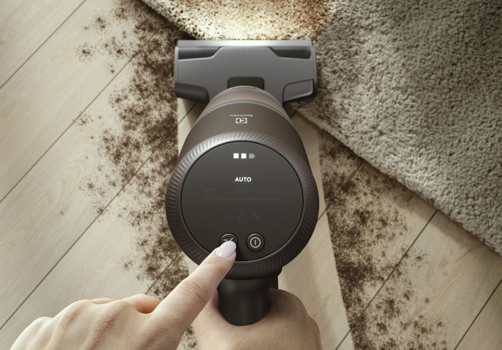 Electrolux Absolute Hygienic 800 jako odkurzacz do różnych powierzchni